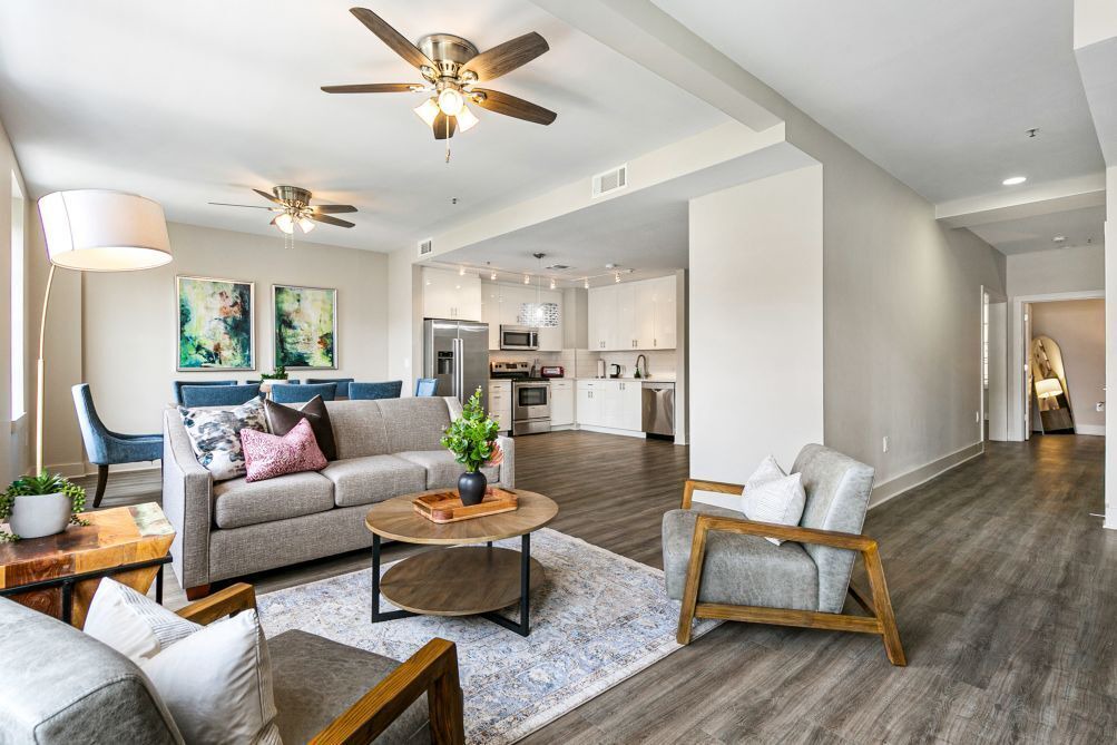Photo of Livingroom in Central Business District