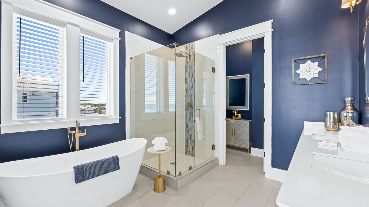 Photo of Bathroom in Holiday Beach