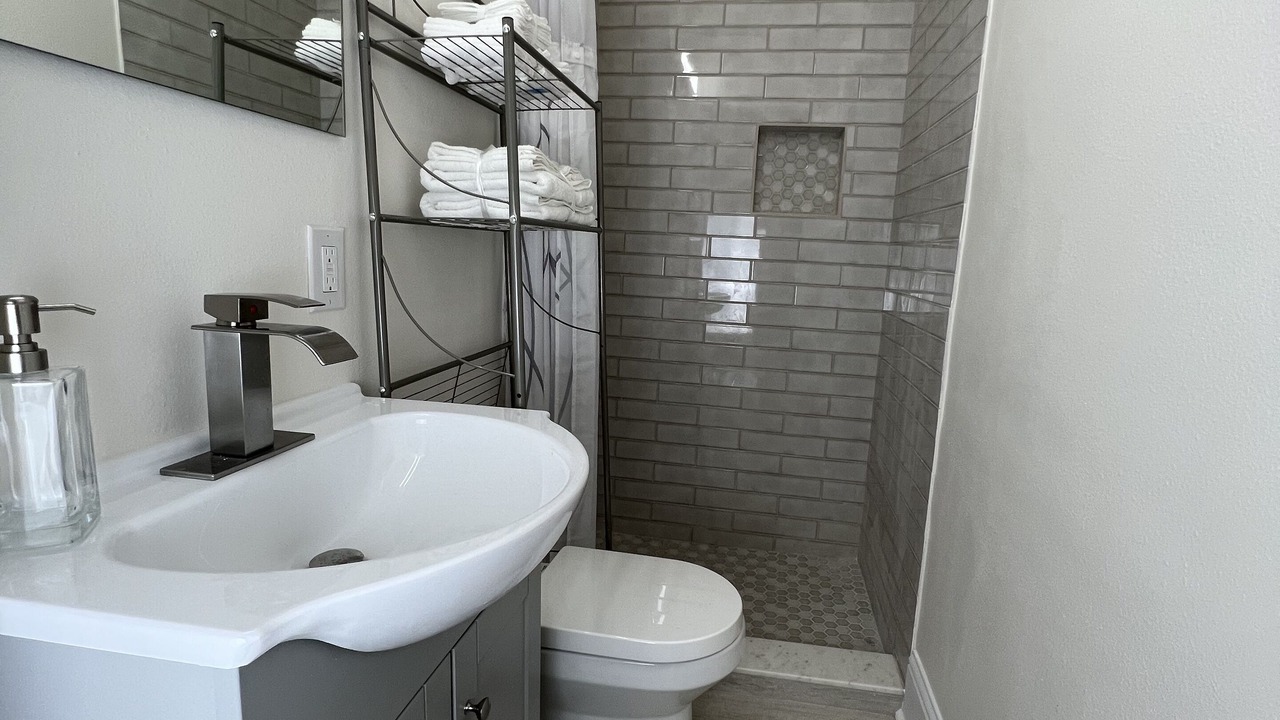 Photo of Bathroom in Seventh Ward