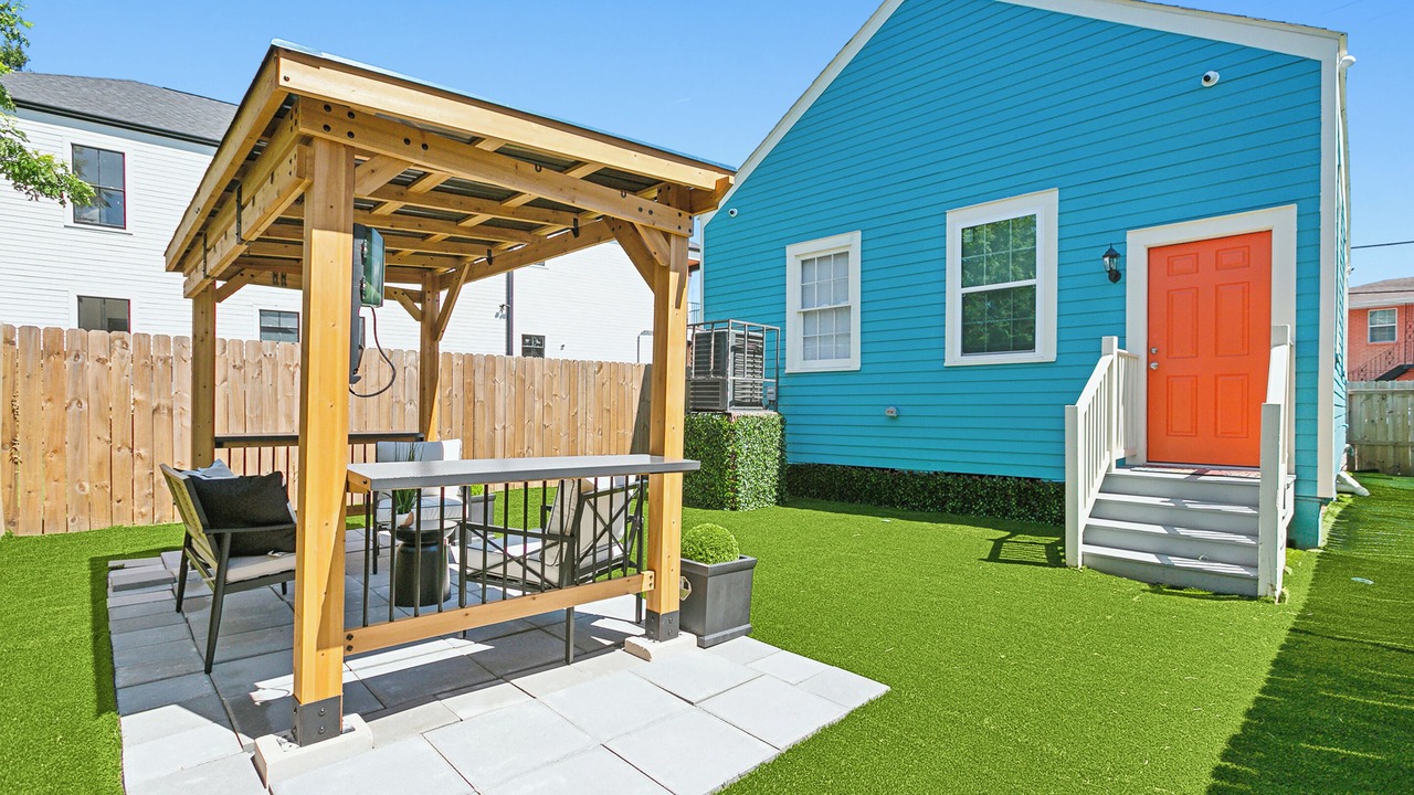 Photo of Outdoor in Seventh Ward