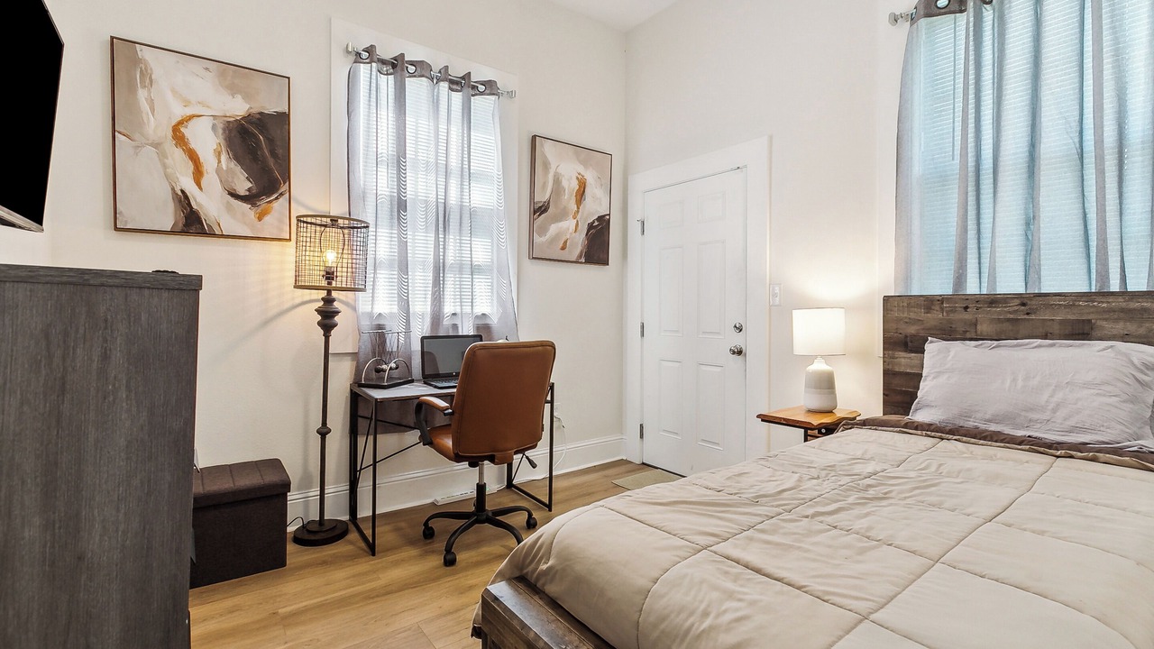 Photo of Bedroom in Seventh Ward