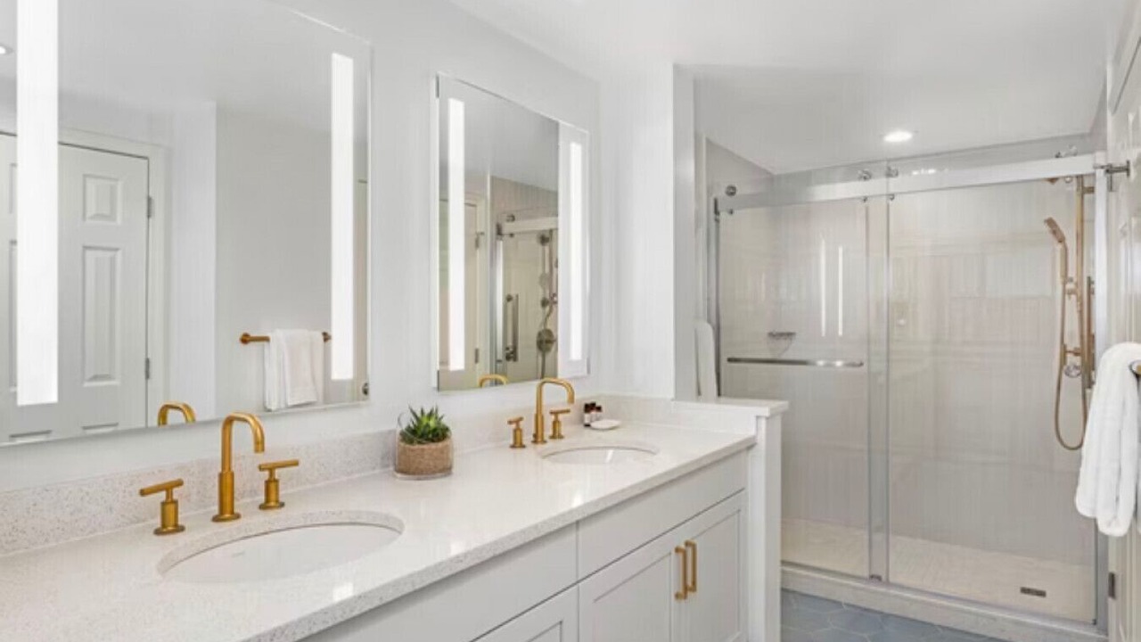 Photo of Bathroom in Upper Grand Lagoon