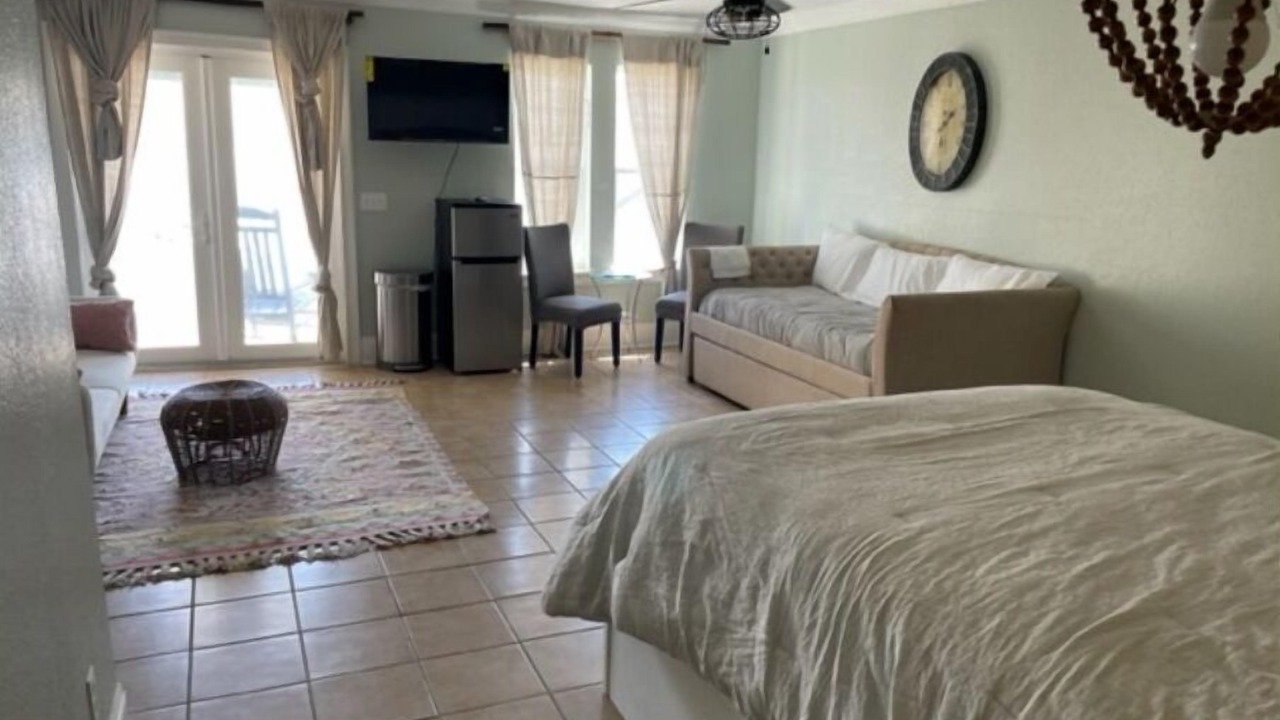 Photo of Bedroom in El Centro Beach