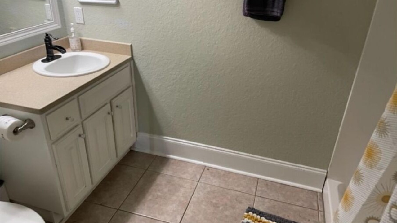 Photo of Bathroom in El Centro Beach