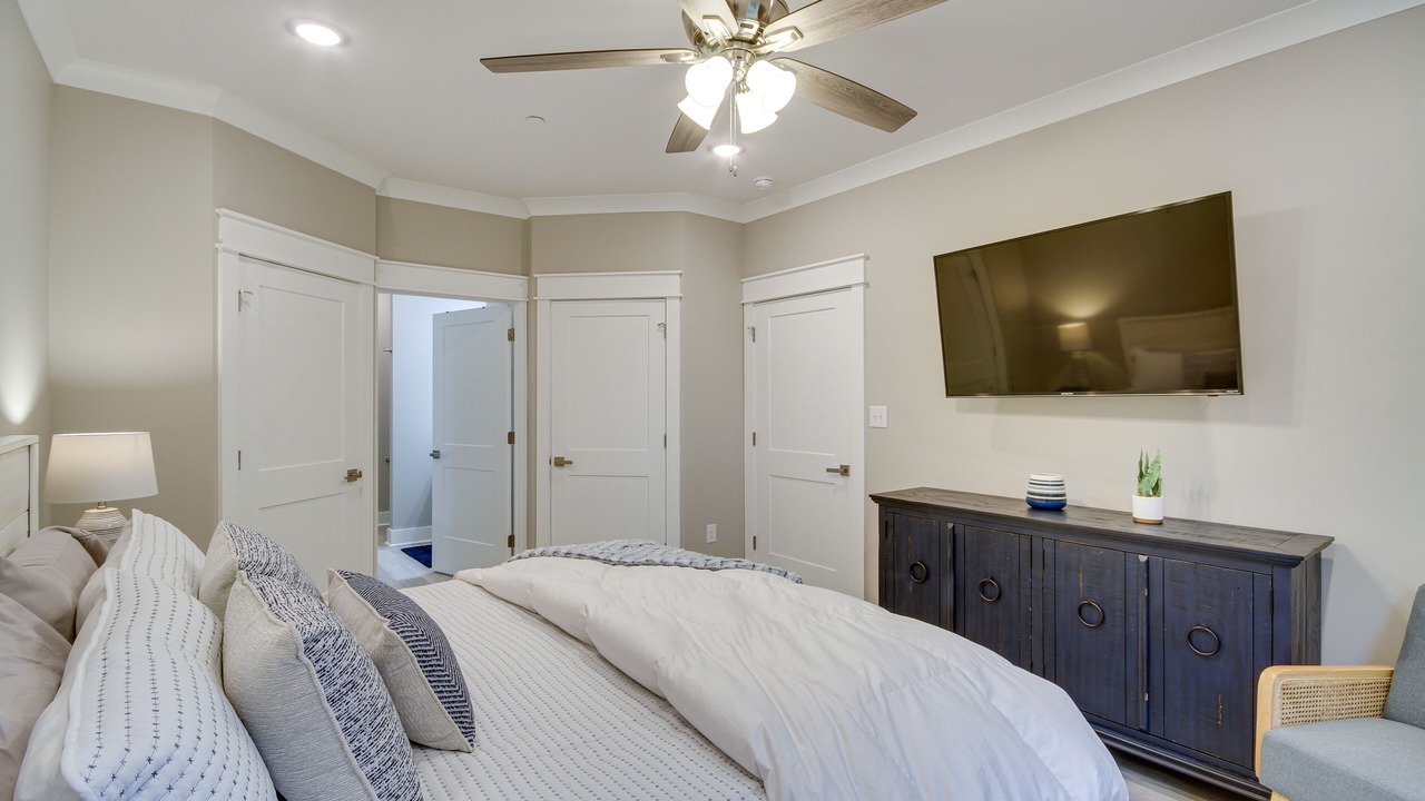 Photo of Bedroom in Diamondhead