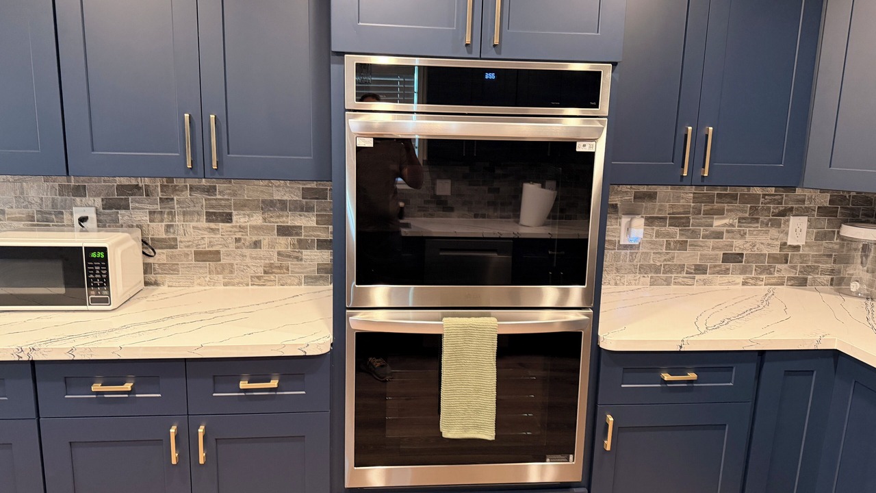 Photo of Kitchen in Crown Colony