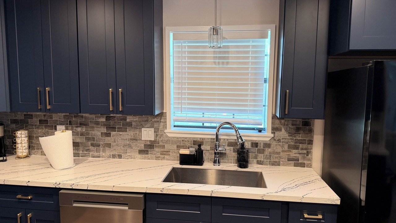 Photo of Kitchen in Crown Colony
