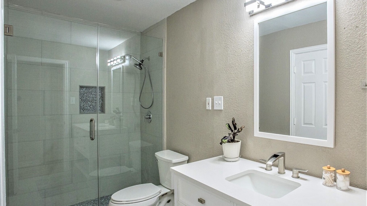 Photo of Bathroom in Valley Ranch