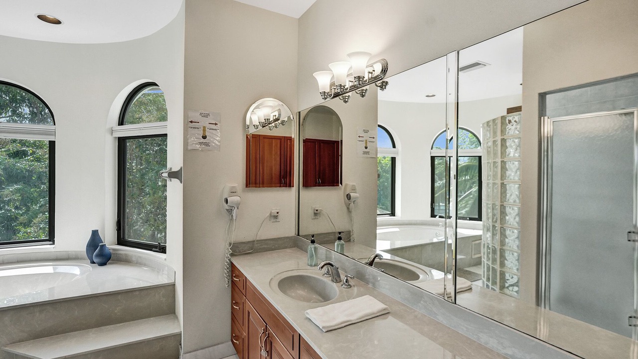 Photo of Bathroom in Wilton Manors