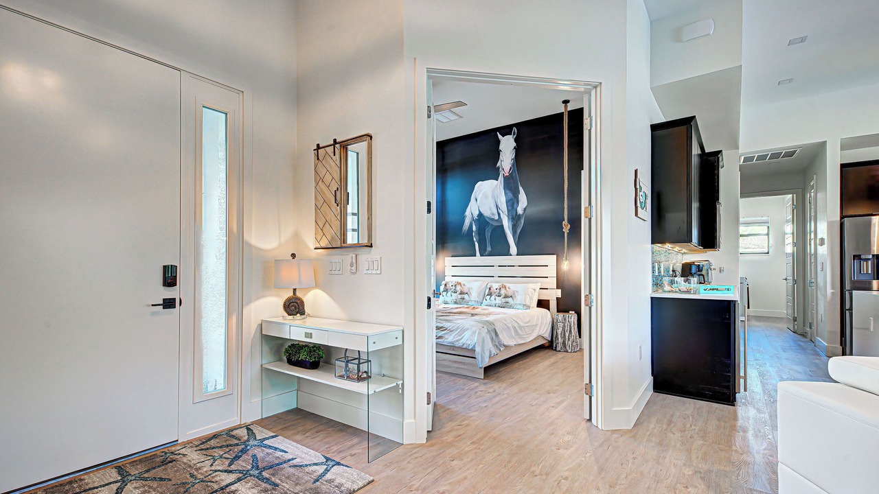 Photo of Bedroom in Pine Valley