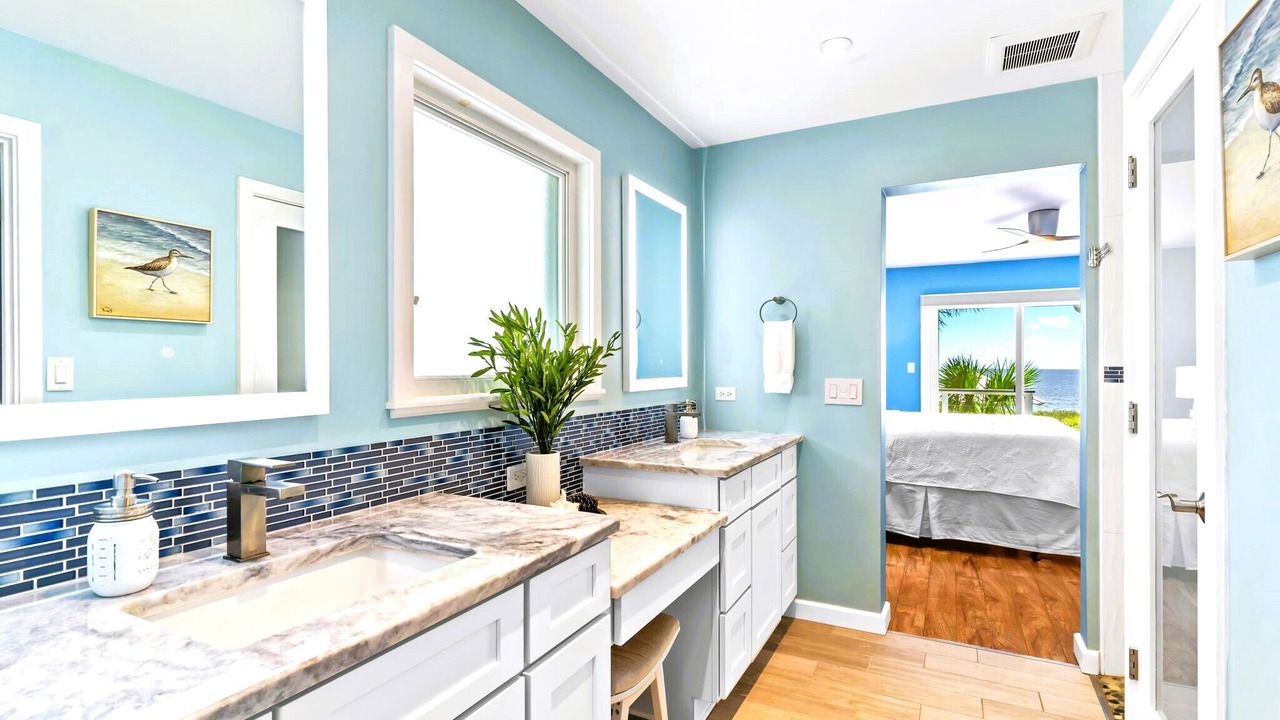Photo of Bathroom in Alligator Point