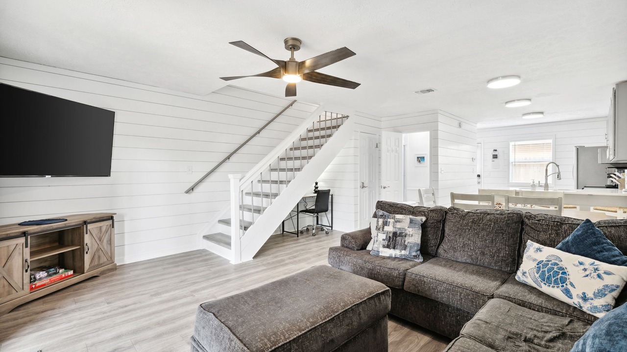 Photo of Livingroom in Bahama Beach
