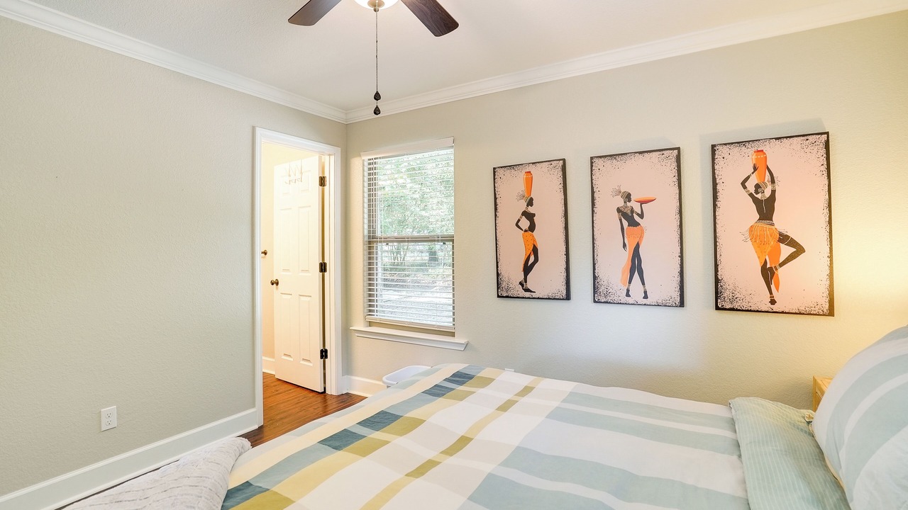 Photo of Bedroom in Avinger