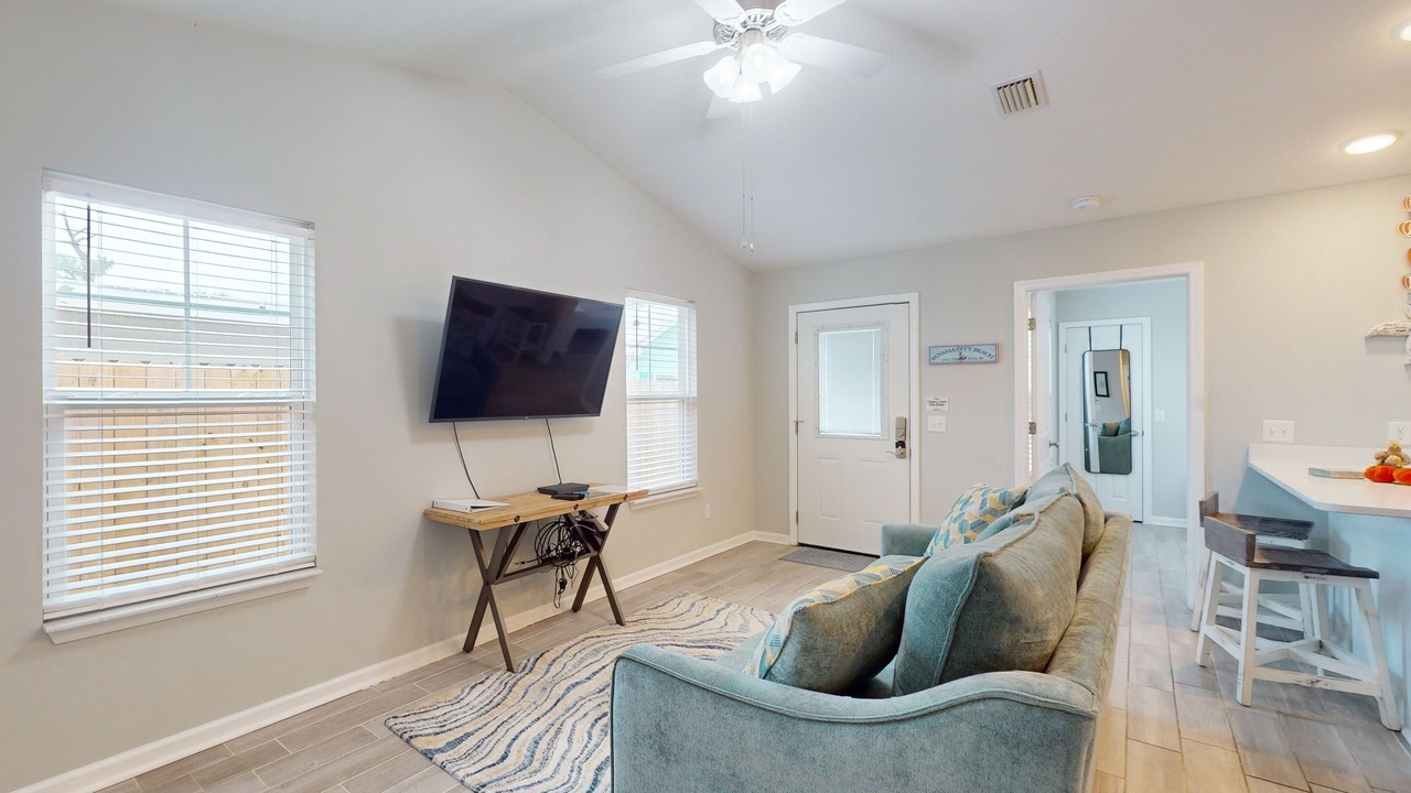 Photo of Livingroom in Treasure Cove