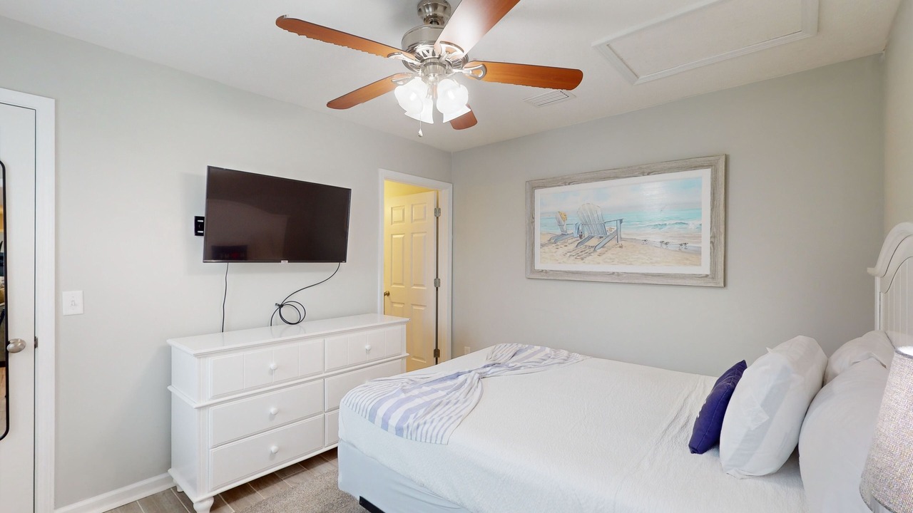 Photo of Bedroom in Treasure Cove