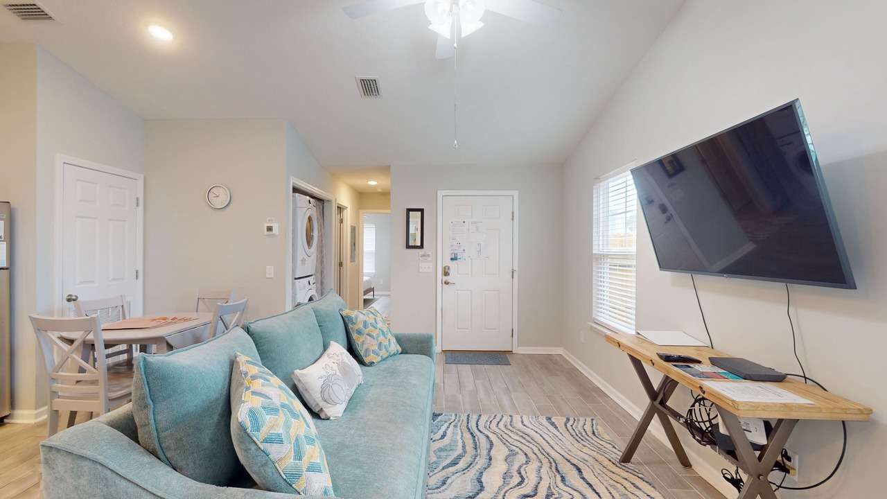 Photo of Livingroom in Treasure Cove