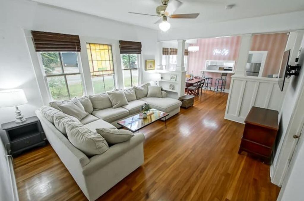 Photo of Livingroom in Mid City South