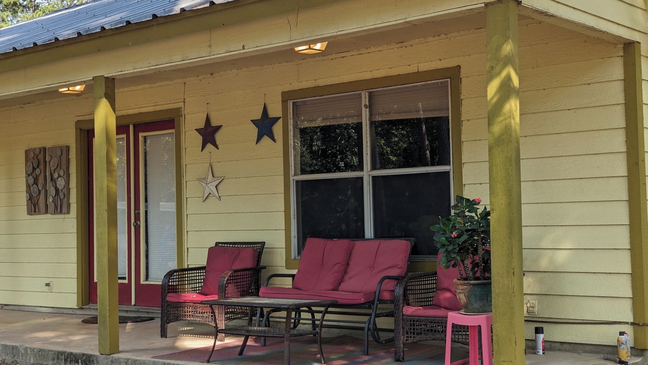 Photo of Patio Balcony in Montgomery