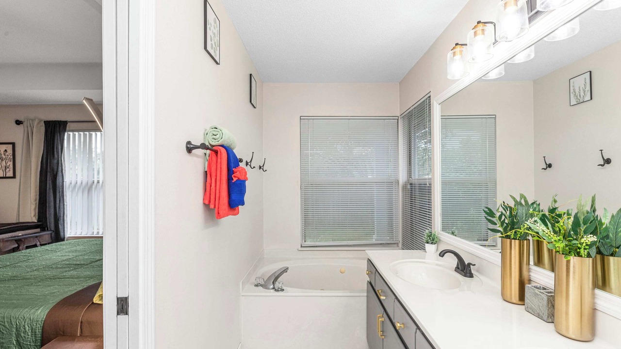Photo of Bathroom in Navarre