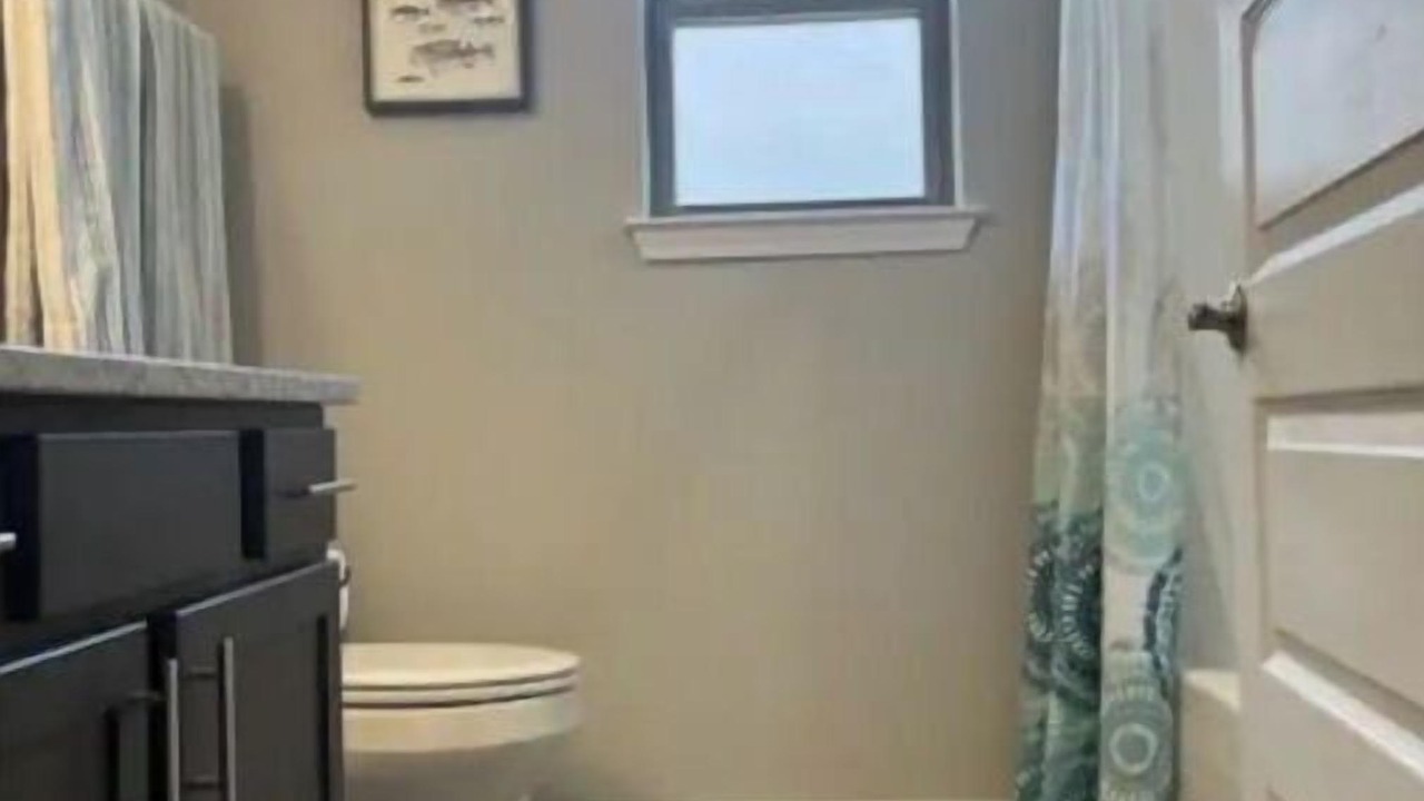 Photo of Bathroom in Lillian