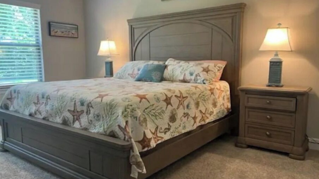 Photo of Bedroom in Lillian
