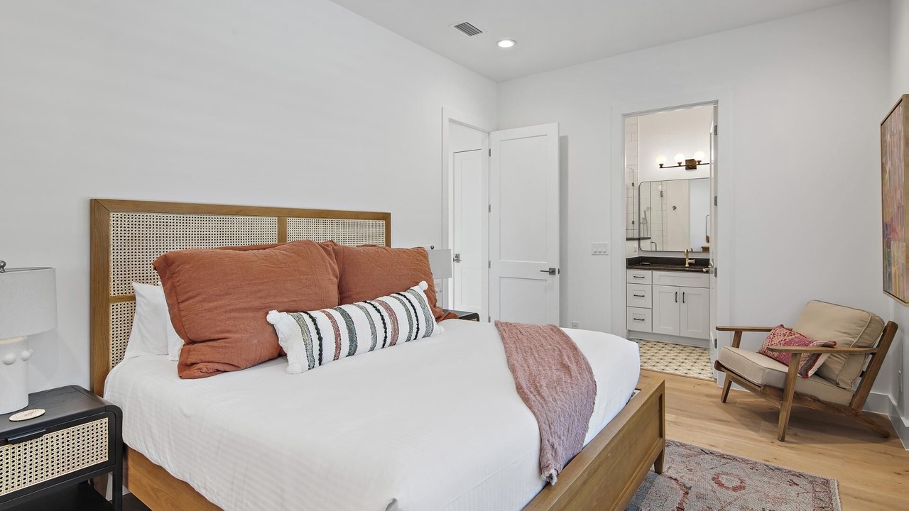 Photo of Bedroom in Lakeside at Blue Mountain Beach