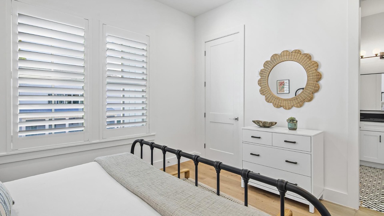 Photo of Bedroom in Lakeside at Blue Mountain Beach