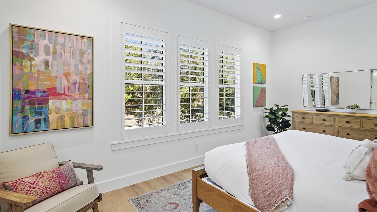 Photo of Bedroom in Lakeside at Blue Mountain Beach