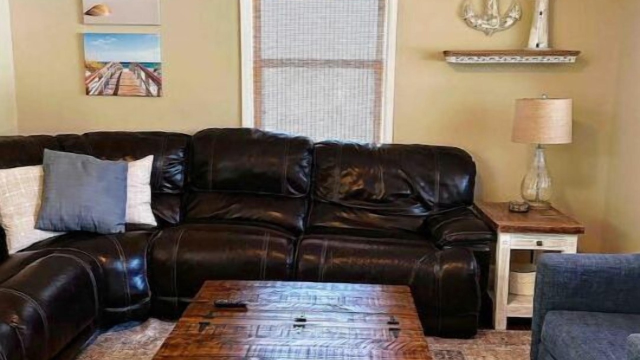 Photo of Livingroom in Pensacola