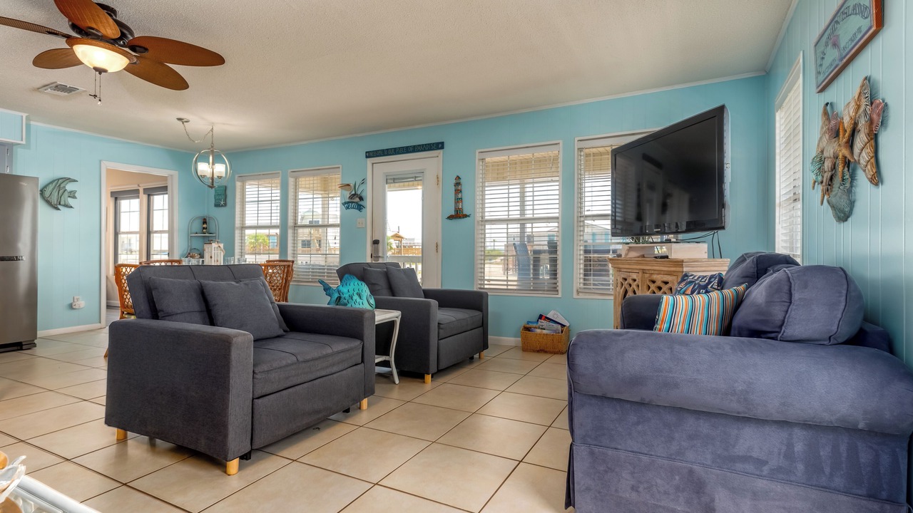 Photo of Bedroom in Silver Cay