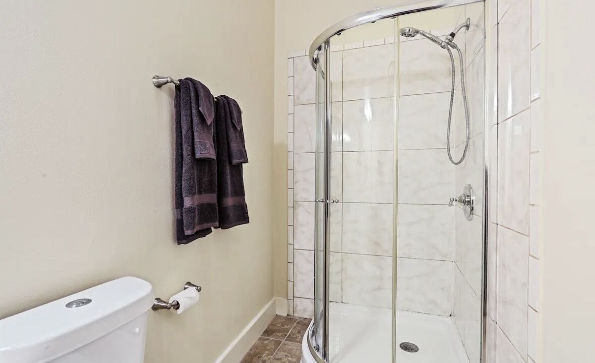 Photo of Bathroom in Seventh Ward