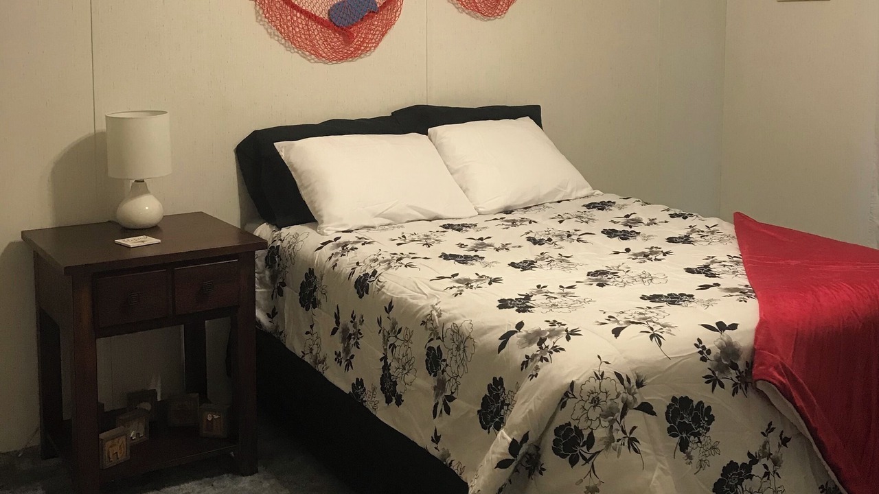 Photo of Bedroom in Broaddus