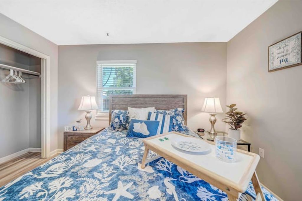 Photo of Bedroom in Holiday Beach