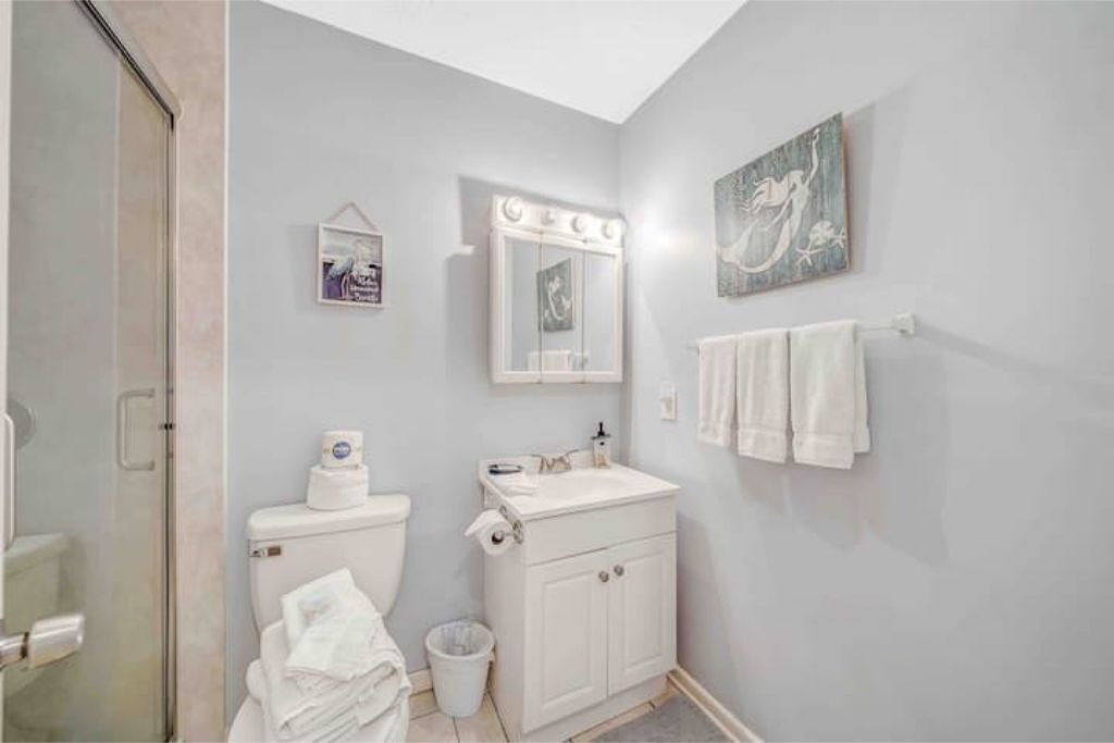 Photo of Bathroom in Holiday Beach