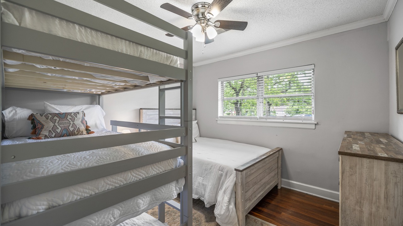 Photo of Bedroom in Mobile