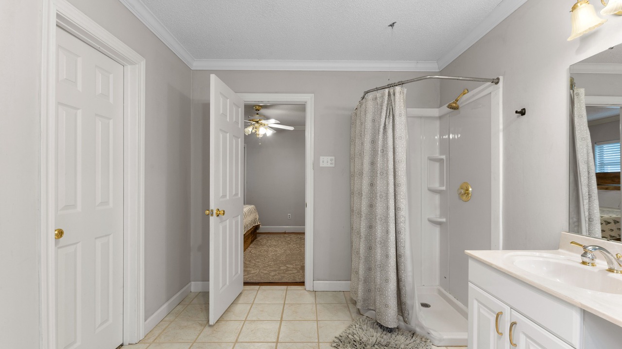 Photo of Bathroom in Mobile