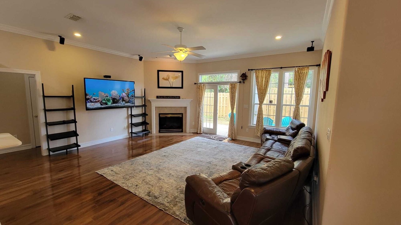 Photo of Livingroom in Tallahassee