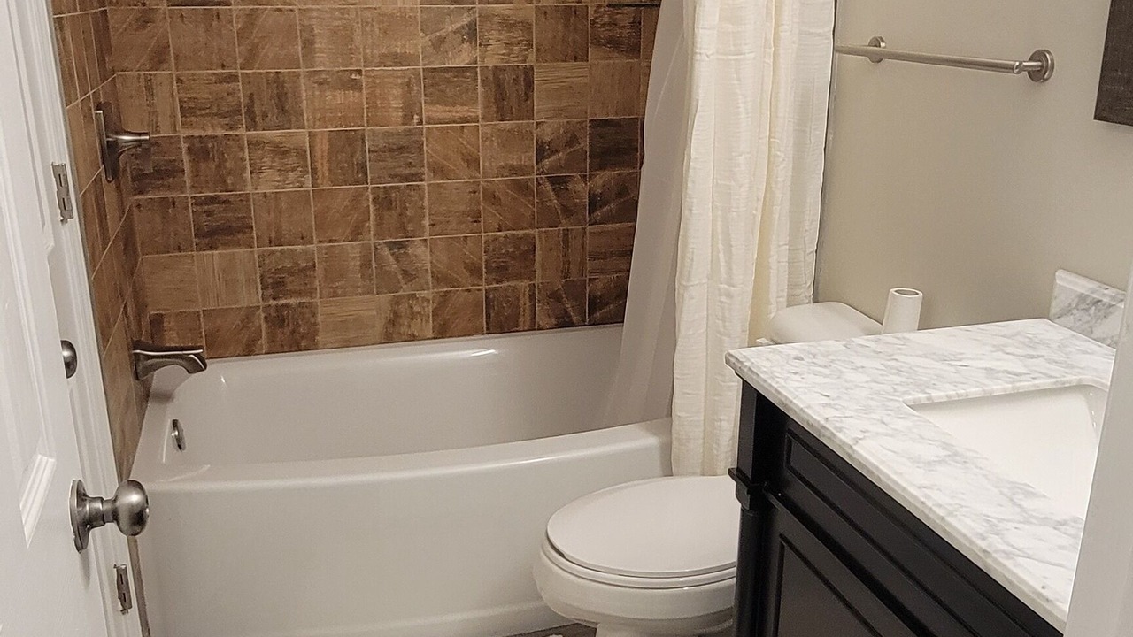 Photo of Bathroom in Ocean Springs