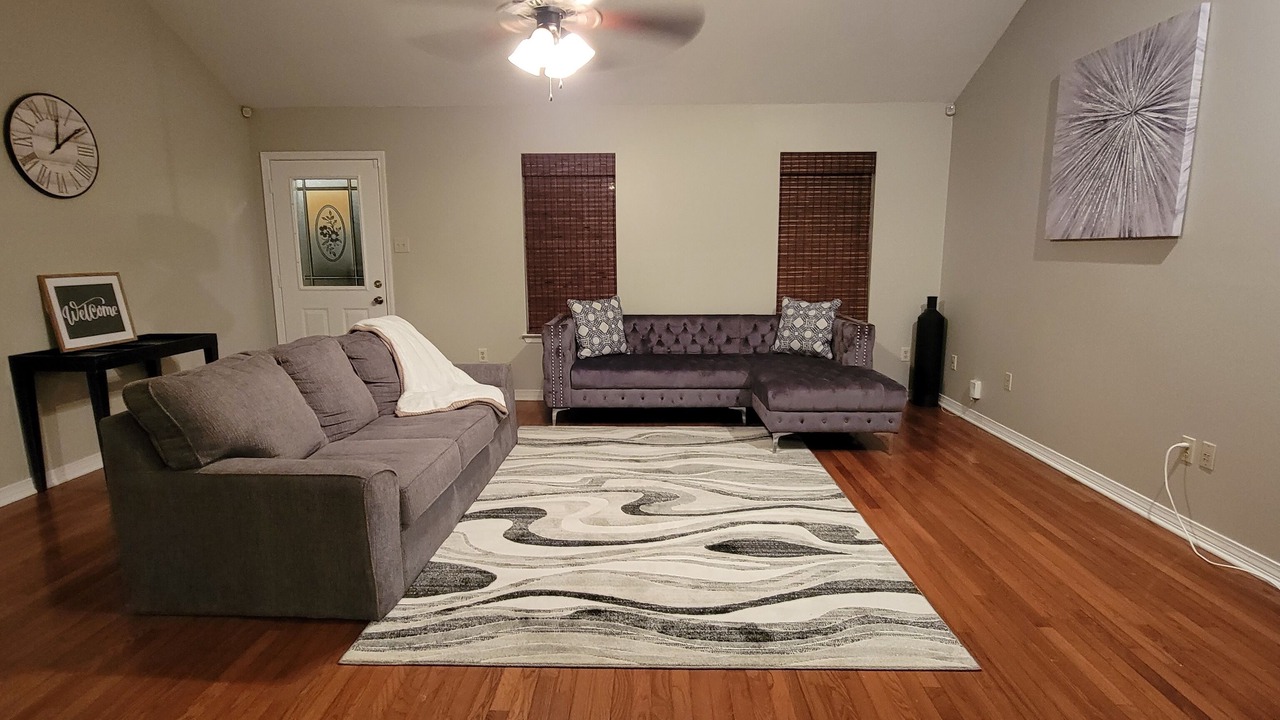 Photo of Livingroom in Ocean Springs