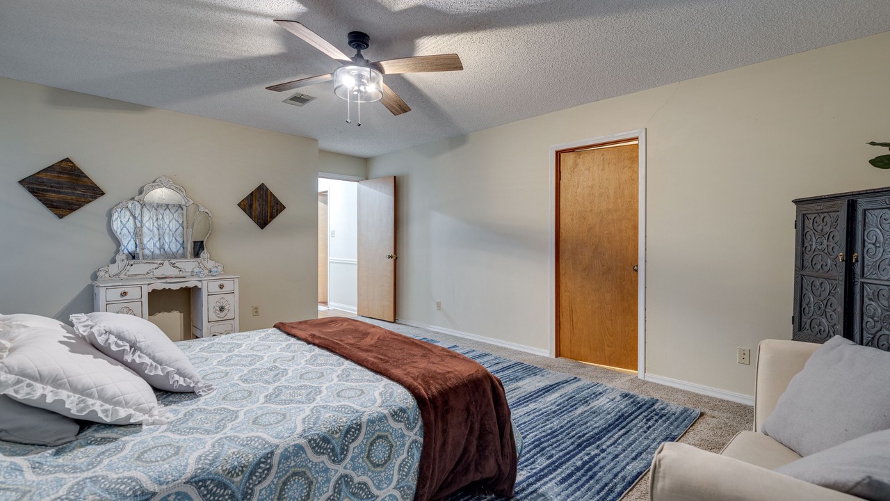 Photo of Bedroom in Fairbanks