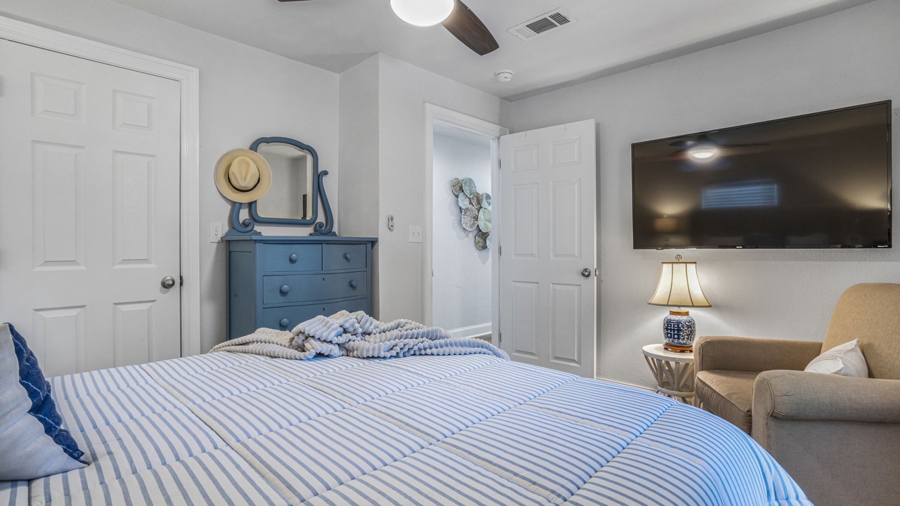 Photo of Bedroom in Gulfport