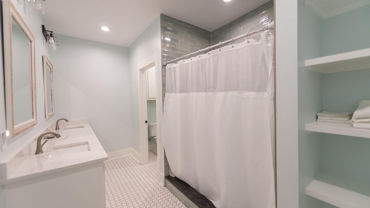 Photo of Bathroom in Golden Meadow
