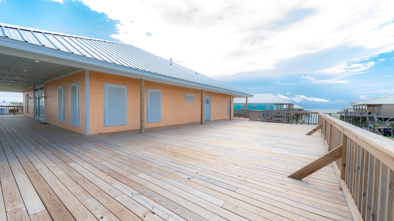Photo of Patio Balcony in Golden Meadow