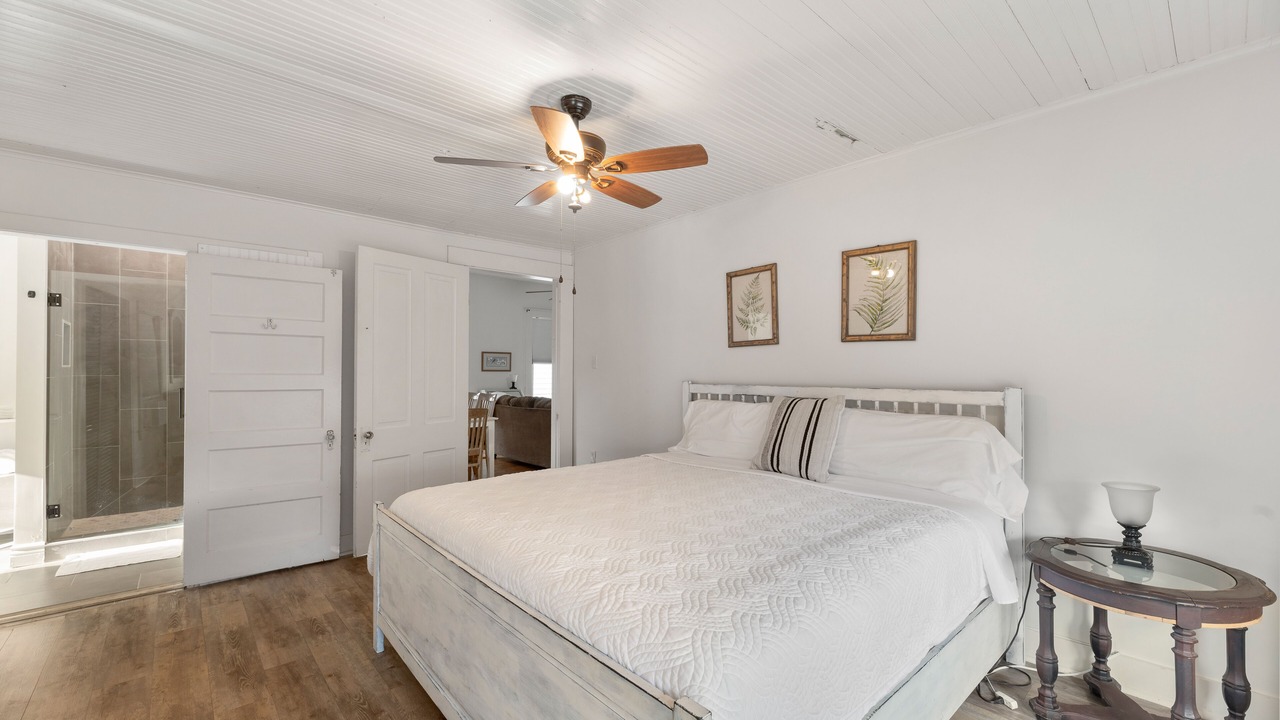 Photo of Bedroom in Washington Square