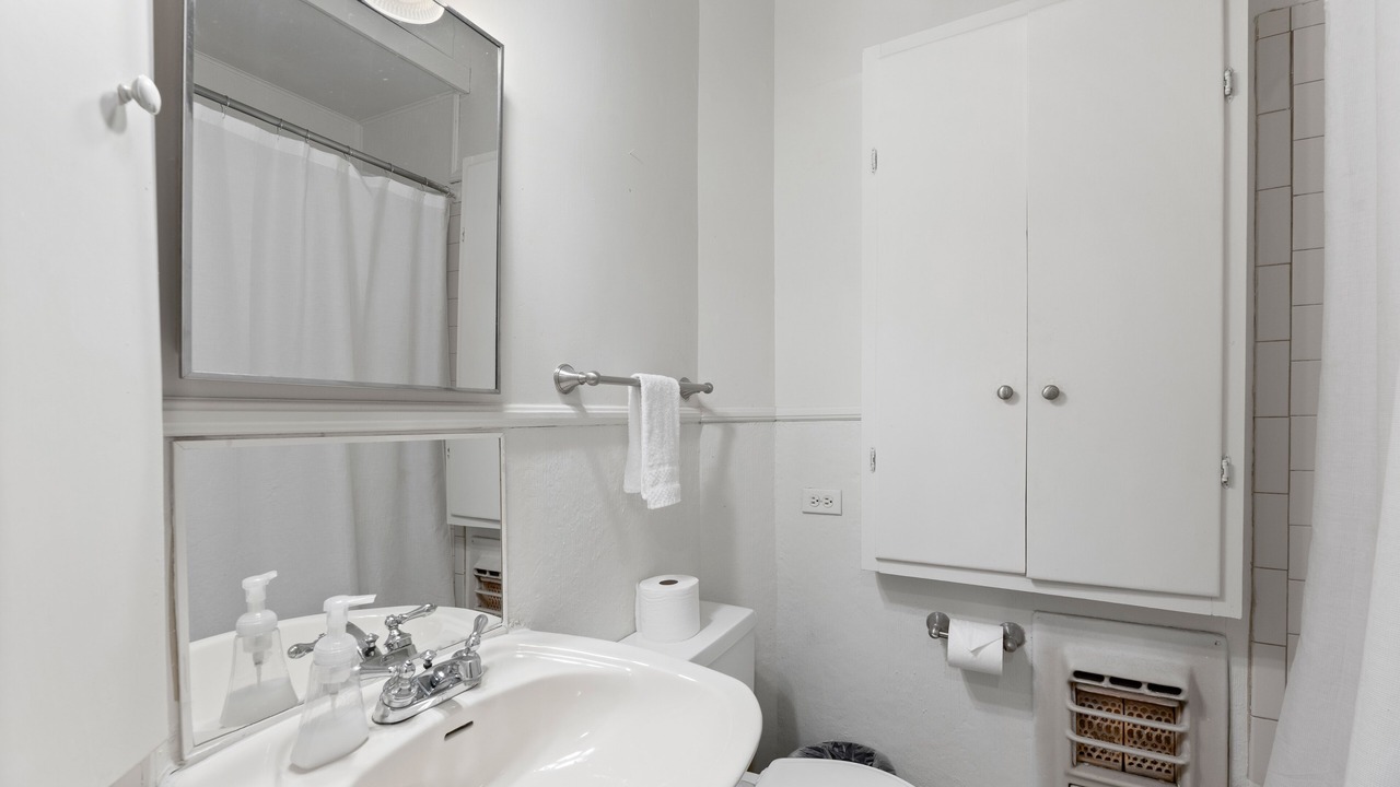 Photo of Bathroom in Washington Square