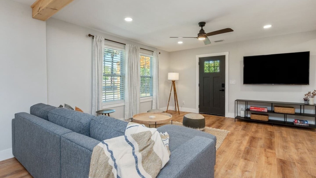 Photo of Livingroom in Fort Walton Beach