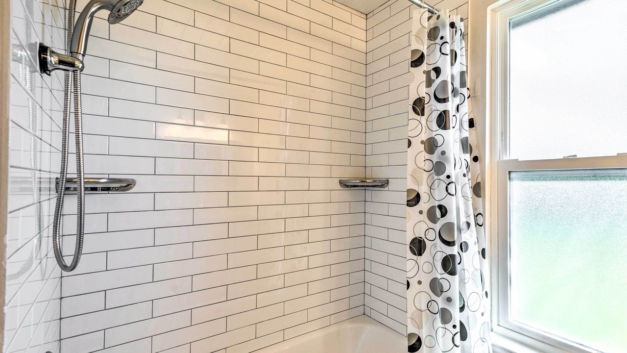 Photo of Bathroom in Callaway