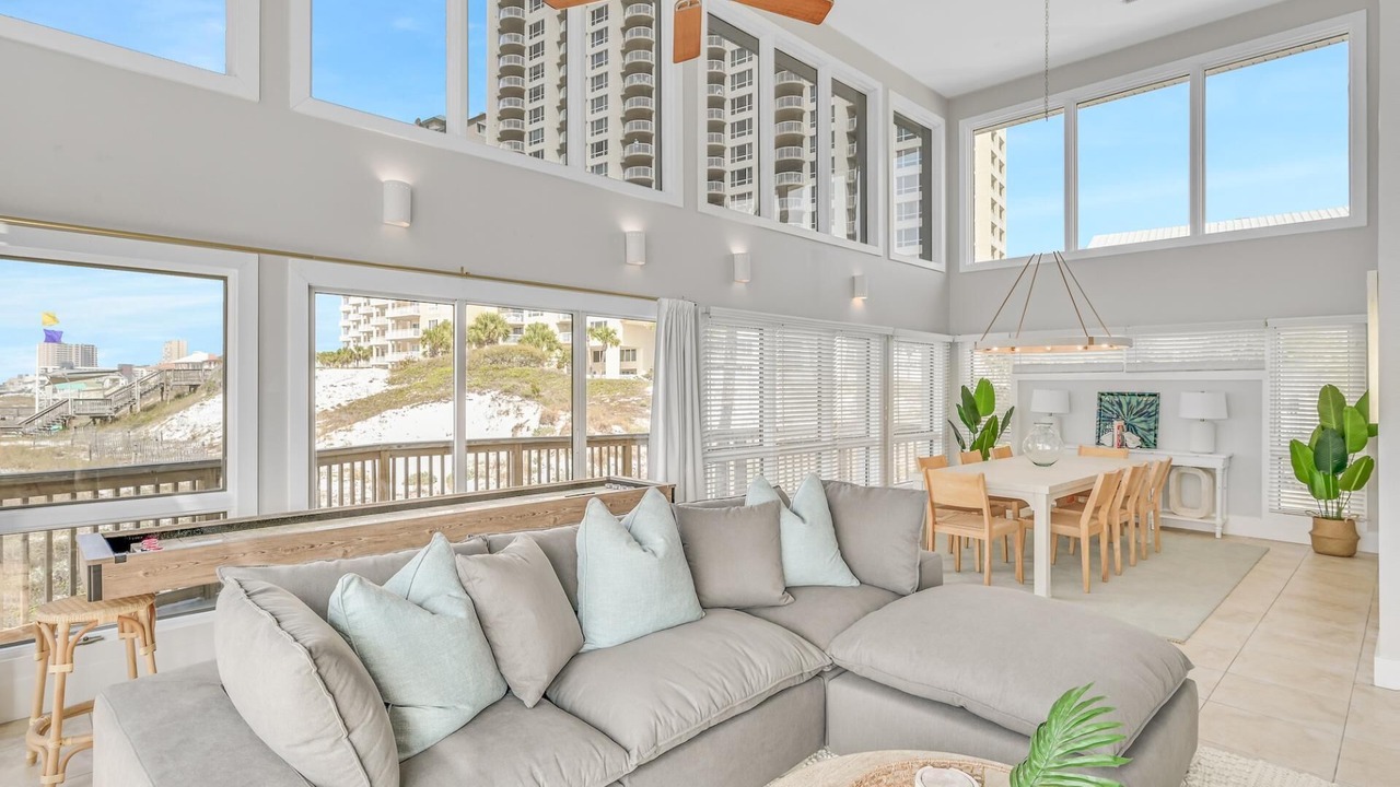 Photo of Livingroom in Gulf Pines