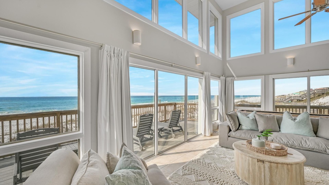 Photo of Livingroom in Gulf Pines