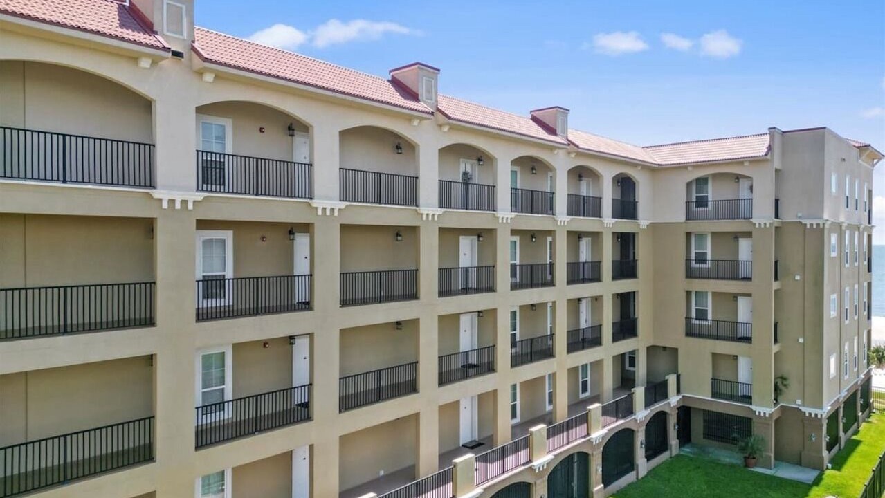 Photo of Outdoor in Henderson Point